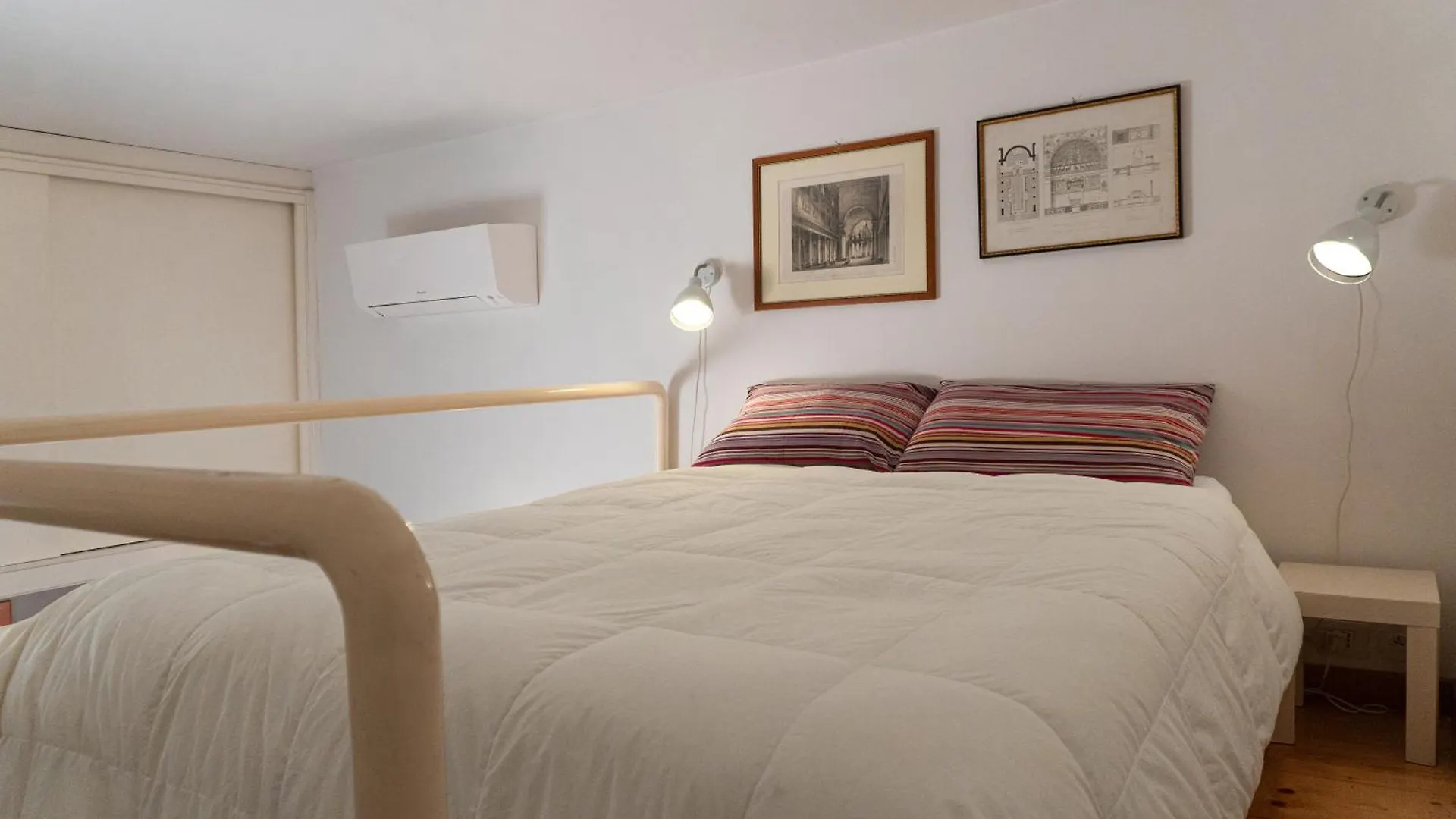 Apartment Gallery Apartment, Near The Vatican Rome Italy